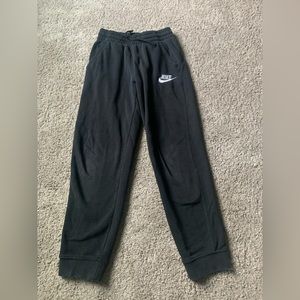 Boys Nike sweatpants